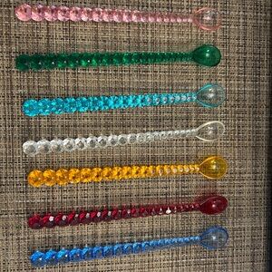 Set of 7 vintage plastic drink stirrers 7” long